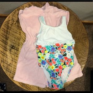 Toddler swimsuit lot size 3T